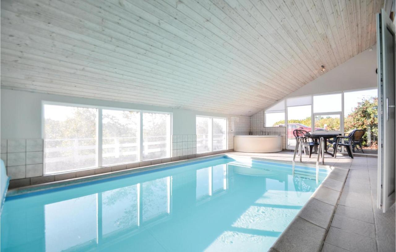 Nice Home In Knebel With Indoor Swimming Pool Skødshoved Strand Exterior foto